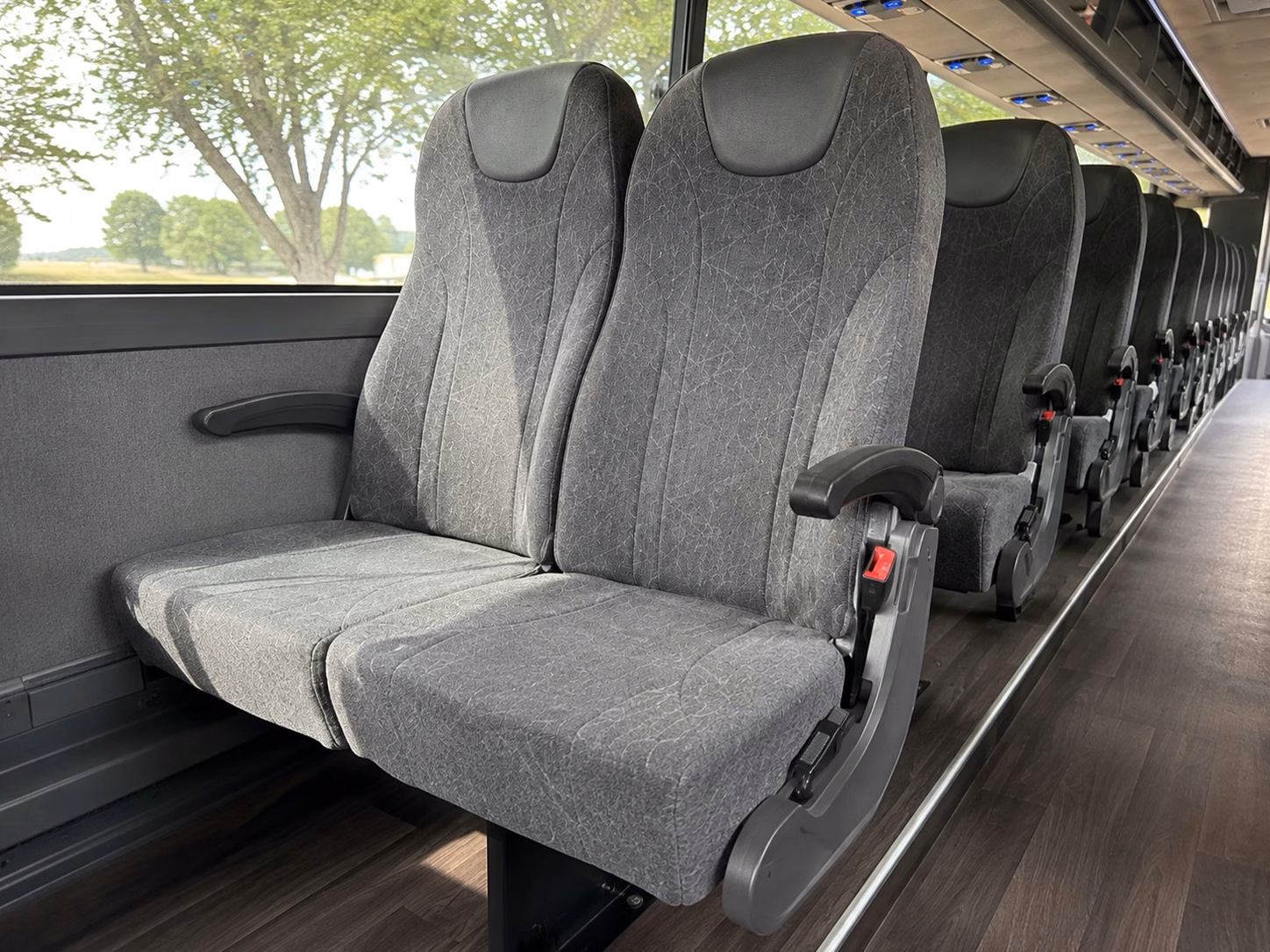 how where and when you re traveling affects chattanooga bus rental rates